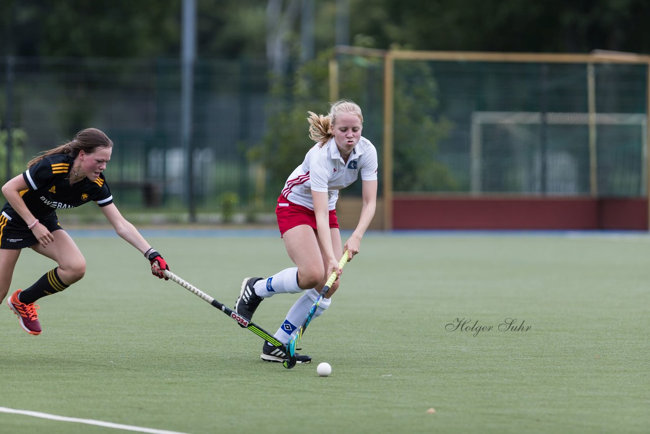 Bild 26 - wU18 Hamburger SV - Harvesterhuder THC : Ergebnis: 2:1